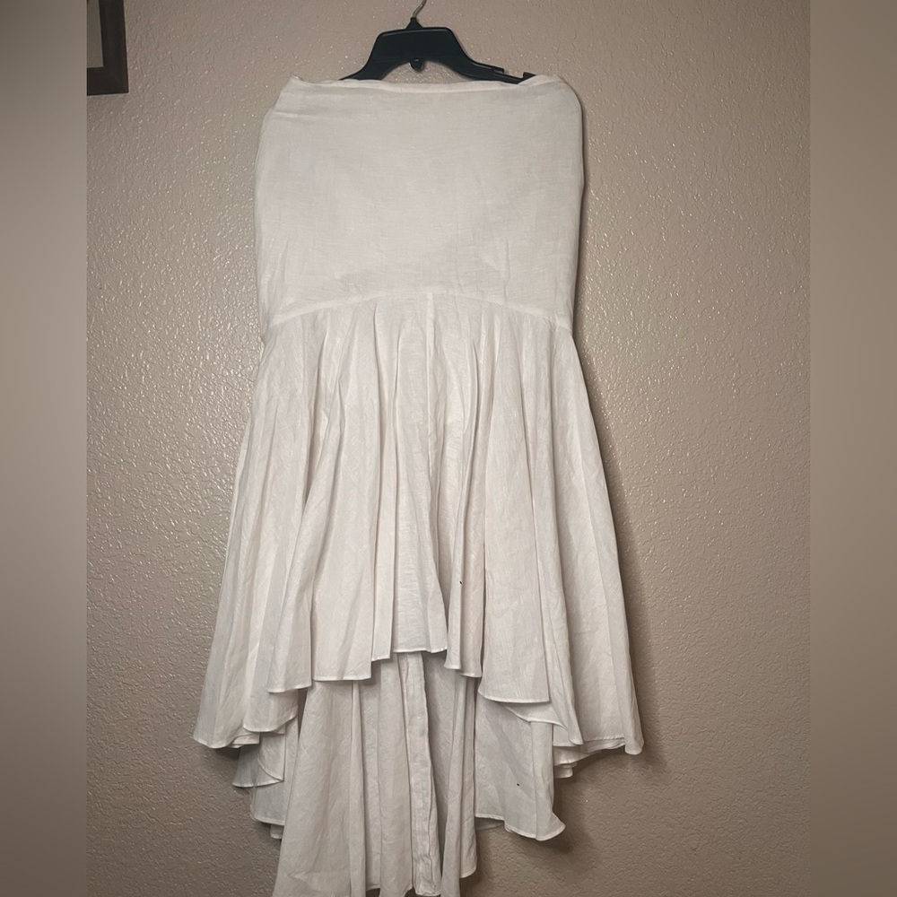 Vanessa Riley Chic White High-Low Skirt - Picture 3 of 6